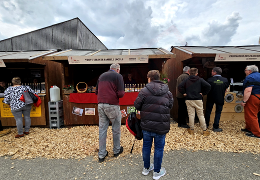 fTDM-6e stand vente-directe-famille-loosli 2