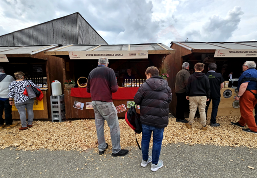 fTDM-6e stand vente-directe-famille-loosli